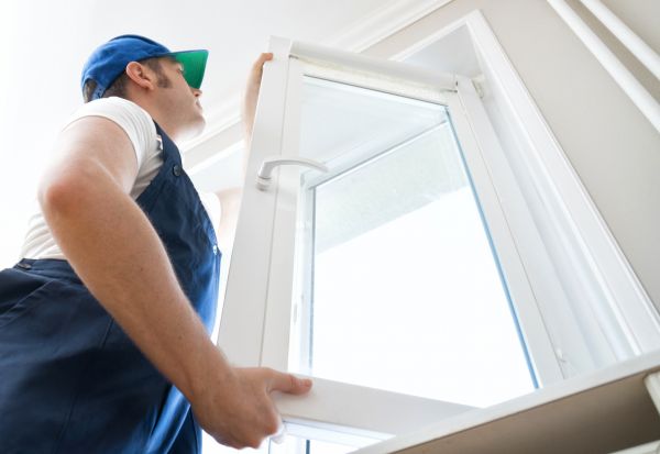 Cost of Home Window Repair in Bonita Springs