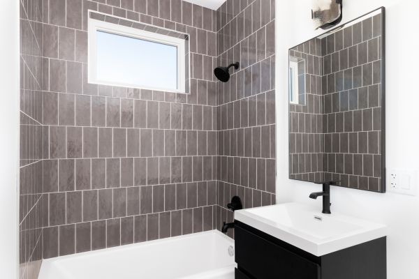 Cost of Shower Window Repair in Bonita Springs